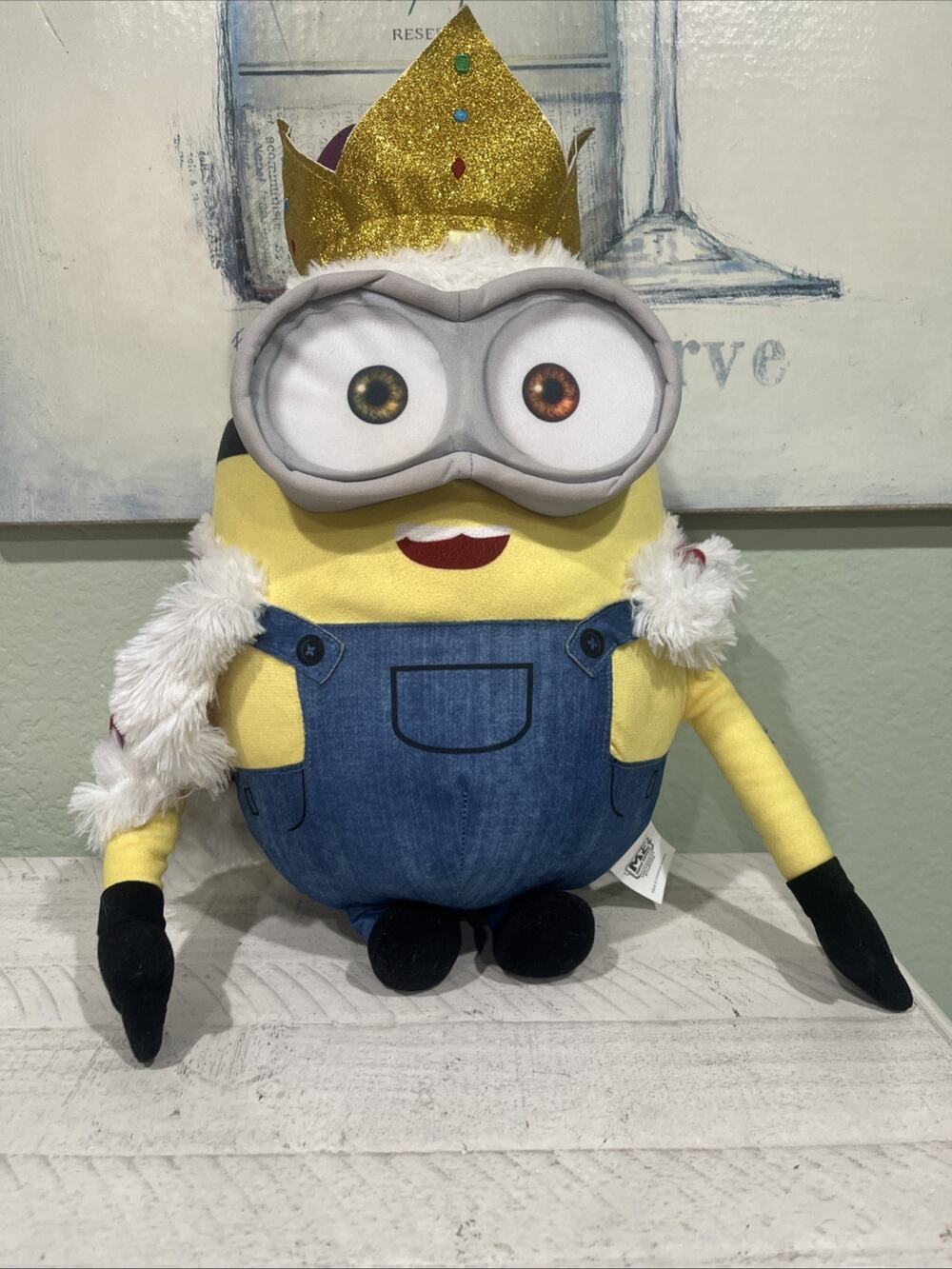 Exclusive DESPICABLE ME Minion Mayhem King Bob Universal Studios Plush 15" toy